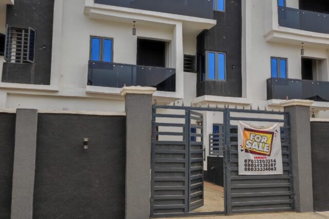 4 Bedroom Terrace Duplex With Maid BQ (Mid Terrace) (Unit 2)