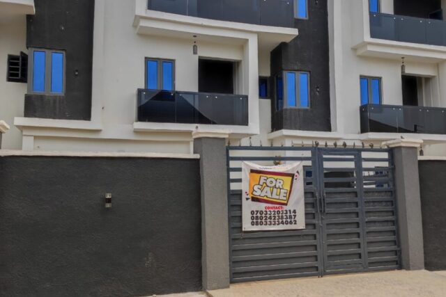 4 Bedroom Terrace Duplex With Maid BQ (Mid Terrace) (Unit 3)